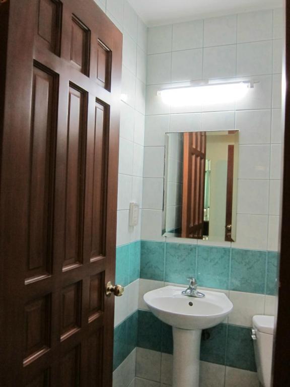 Oftana Suites Mandaue City Exterior photo